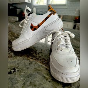 Nike Airforce One Women's Size 6 Shoes